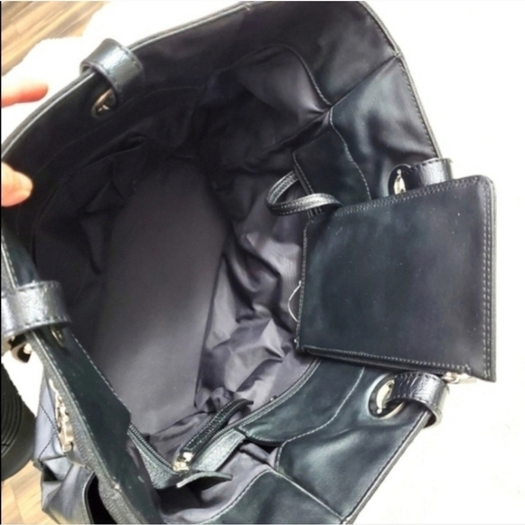 Chanel Large Tote Quilted Canvas Black Pouch - Picture 4 of 16